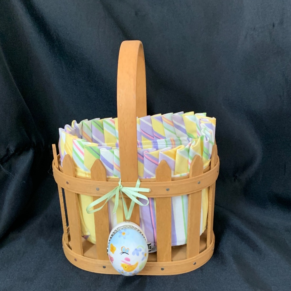 SALELongaberger 2007 Oval Easter Basket Set With Ceramic Egg & Plastic Protector